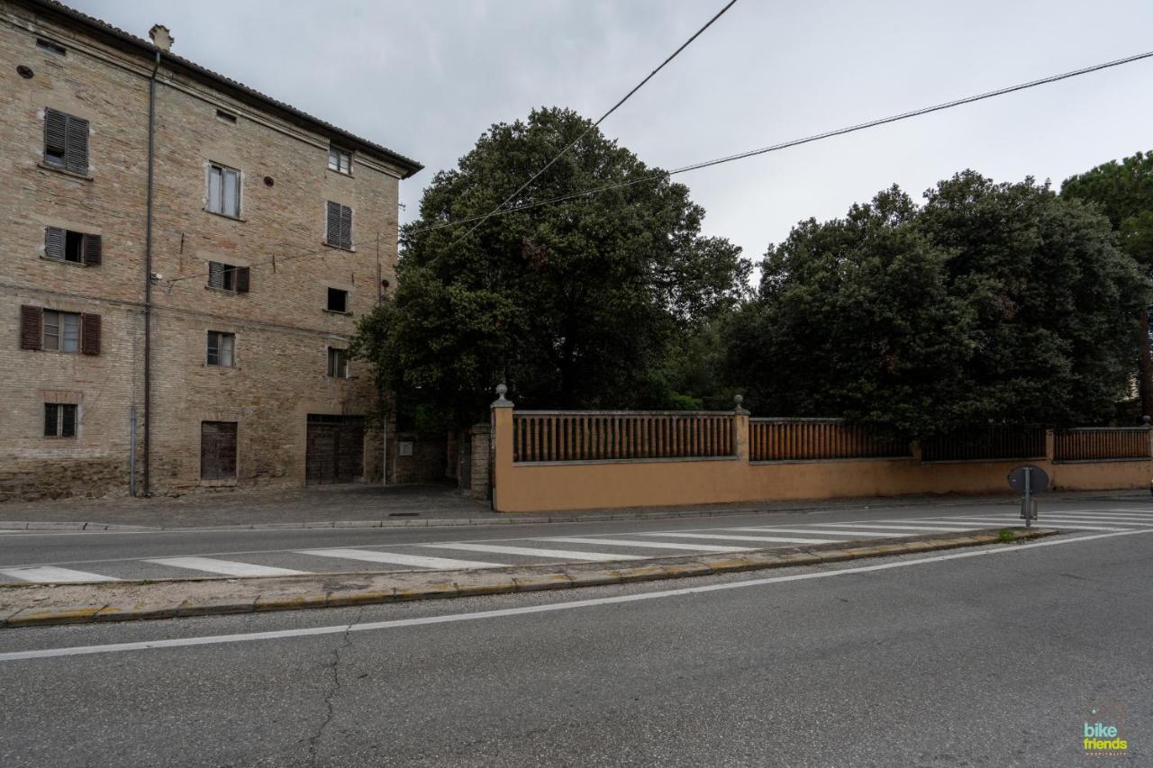 Belvedere Sulle Mura Pesaro Buitenkant foto